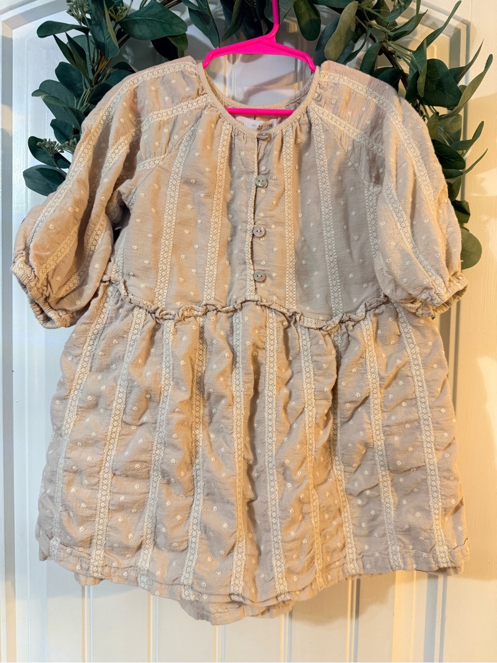 💫2/$25 • Zara Embroidered Swiss Dot Button Front Dress